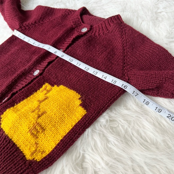 Vintage Handmade Winnie the Pooh Cardigan Sweater 5-6 years old - Picture 8 of 10